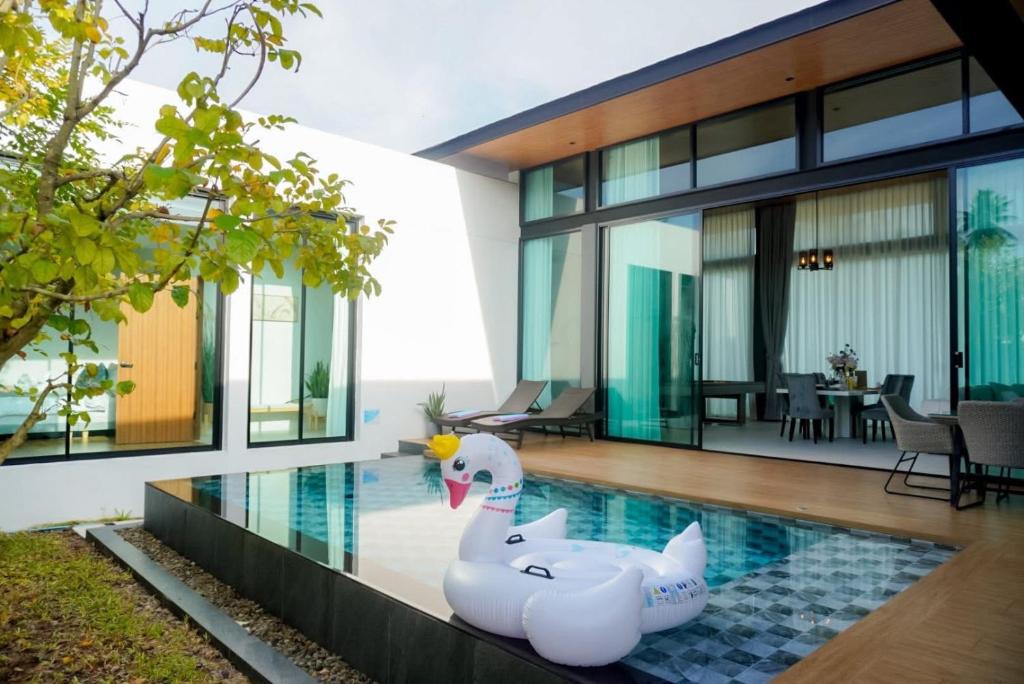 Ban Pa Yang House | บ้านไร่มีสุข Baanrai Meesuk