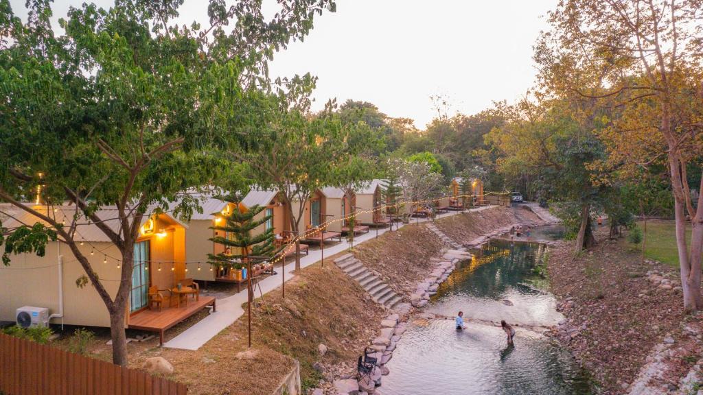 Kaeng Khoi Other | ฤดู แคมป์ ชะอม Season camp cha-om