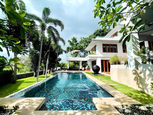 North Pattaya Villa | 七星爱旅湾 私人海滩四卧别墅