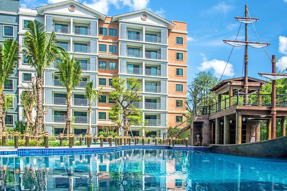 Sa Khu Apartment | 1BDR apt with direct access to pool & 250m from NaiYang beach