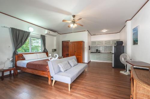 Rawai Villa | 1BR Relaxed Stay Near Beach & Garden V206