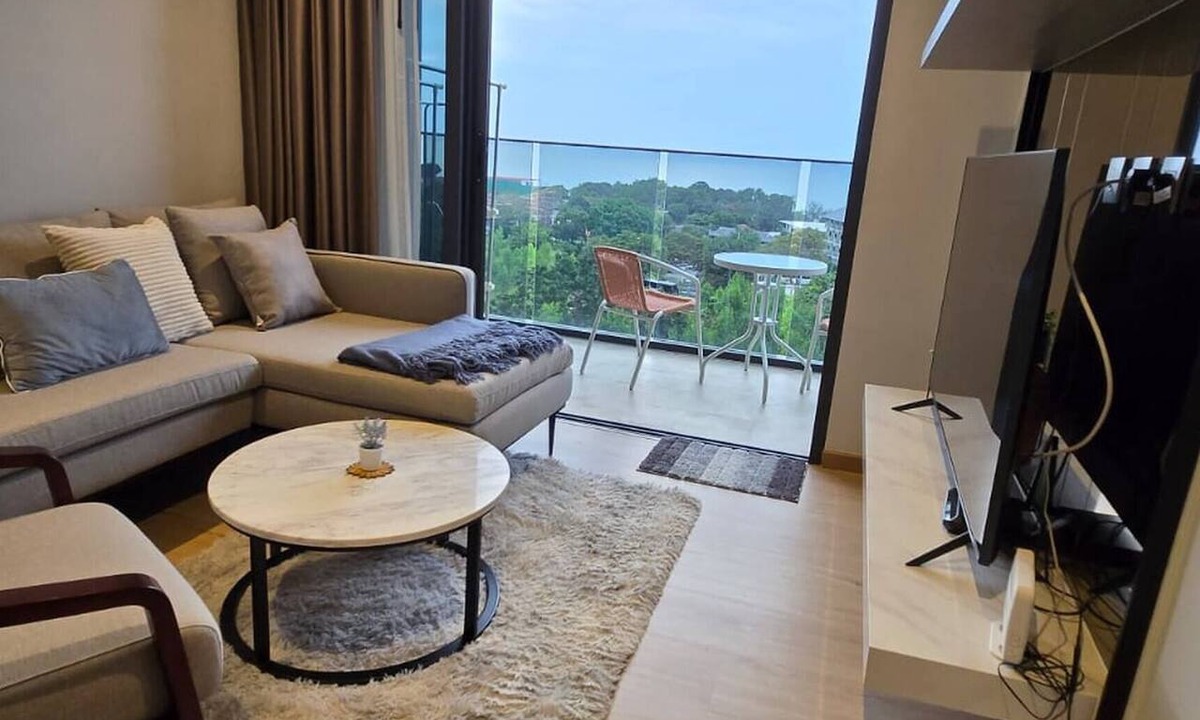 Pratumnak Hill Apartment | 2 Bed Room Luxury I Stunning Sea View & Bath Tub