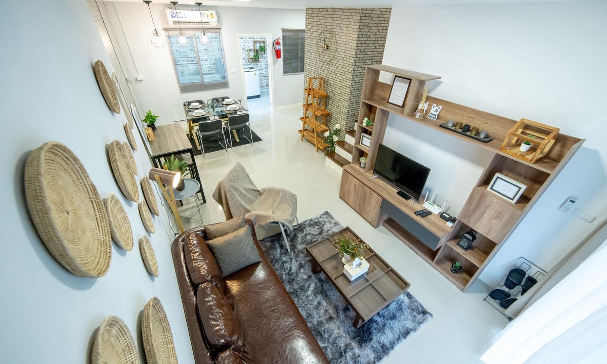 Ban Don Chan House | 3Bd room townhouse near shopping mall and International school + Free parking