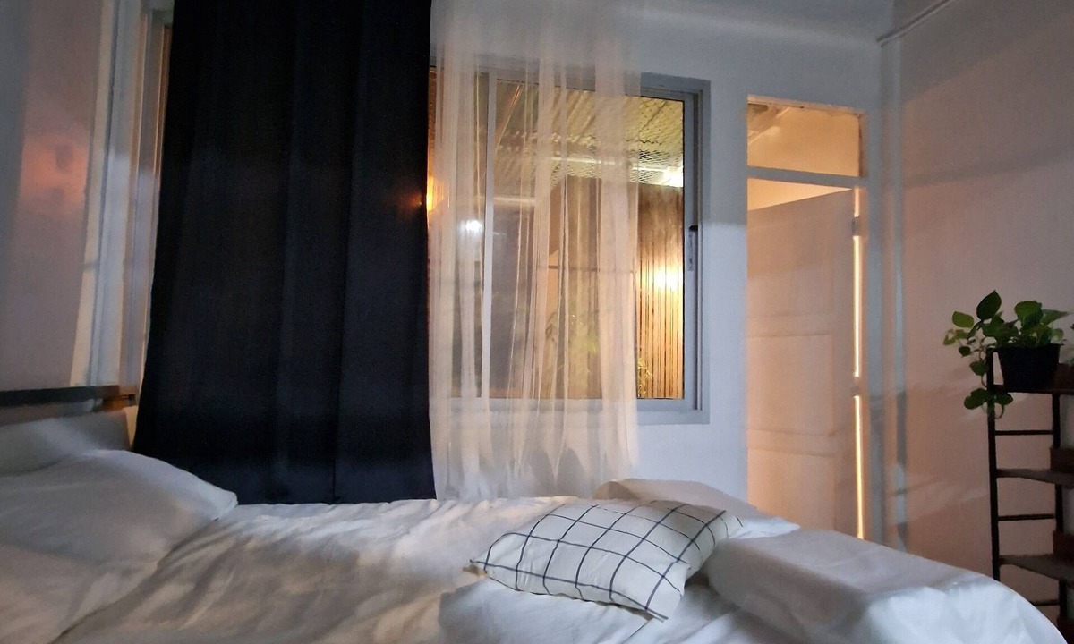 Wat Ratchabophit Hotel | 4-bedroom hotel in peaceful Krung Thep Maha Nakhon with AC, WiFi