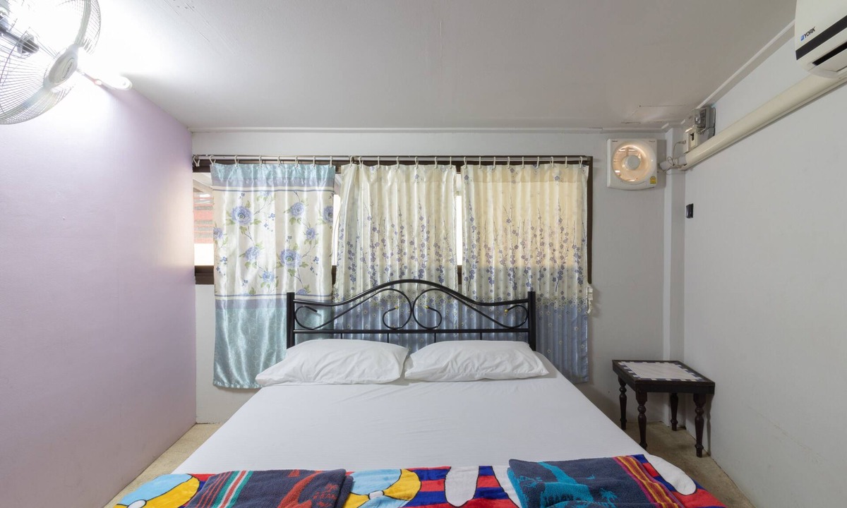 Talat Yot House | 7 Holder Guesthouse