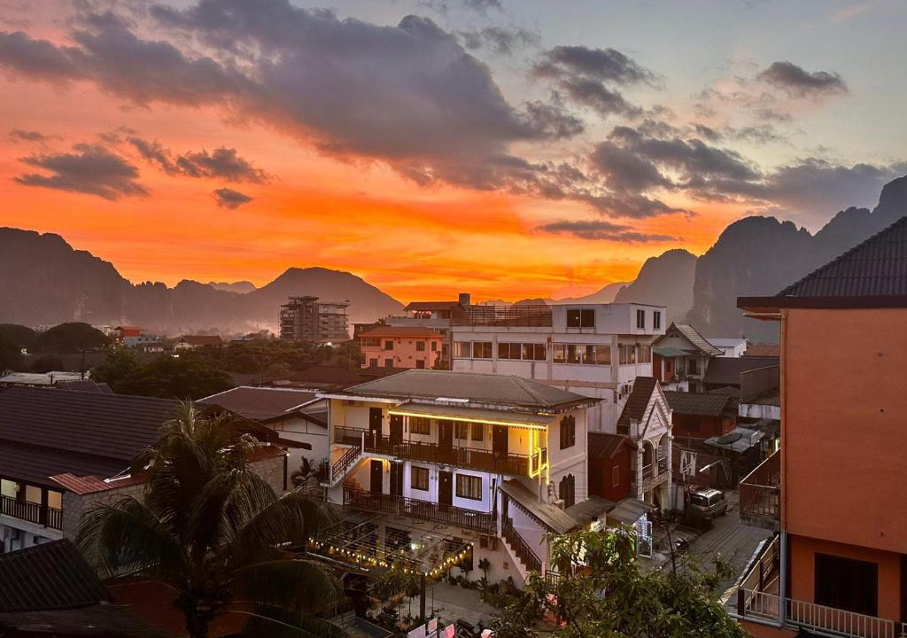 Vang Vieng Hotel | Alisona Guesthouse