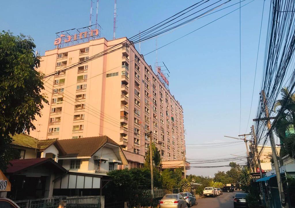 Nong Pa Khrang Apartment | Angket Pavillion by Inwiang Valley