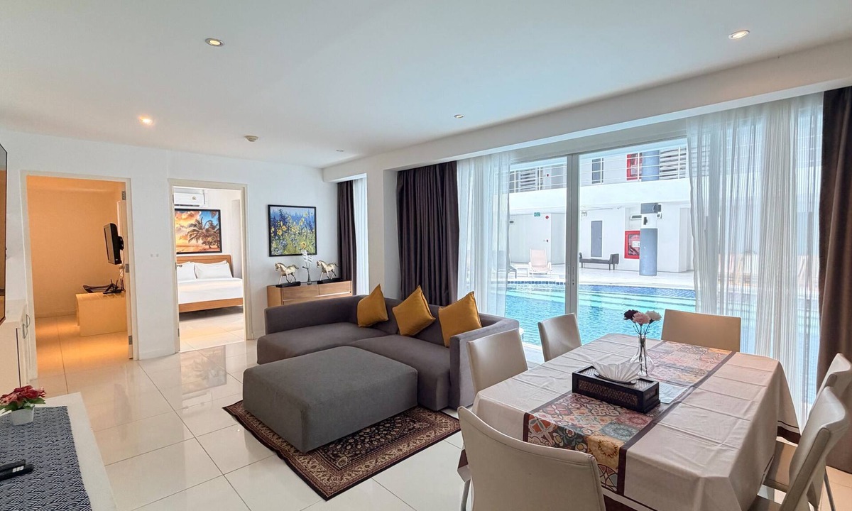 Karon Apartment | B14 - 2 Bedroom Serviced Apt with Pool Access, Karon Beach