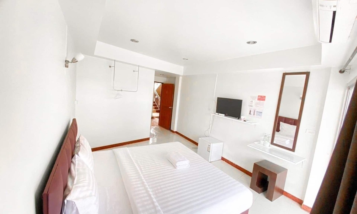 Nakhon Phanom Hotel | Baan Rim Khong Hotel