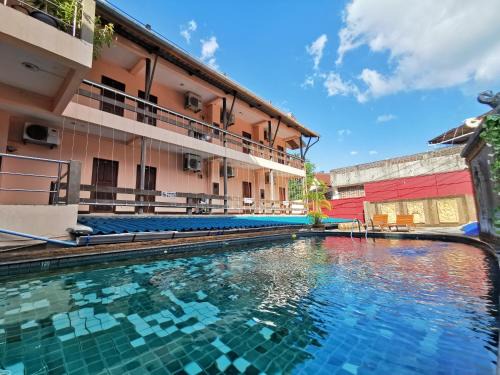 Nanai Road Hotel | Baan Veerakit Hotel