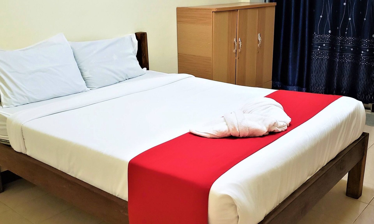 Rangsit Hotel | Baan Yuyuen