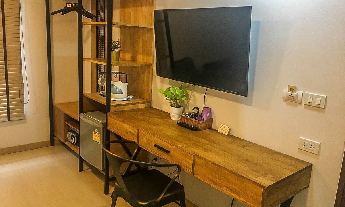 Wat Sam Phraya Hotel | Bangkok Saran Poshtel