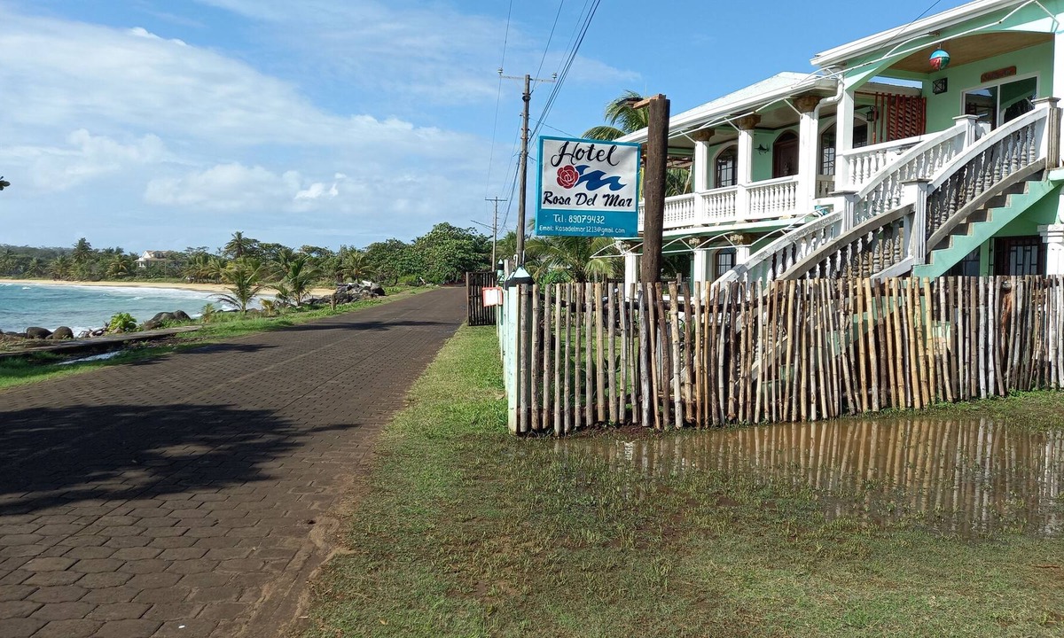 Corn Island House | Beautiful one bedroom with partial view of the Caribbean Ocean