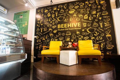 Talat Yai Hostel | Beehive Phuket Old Town Hostel