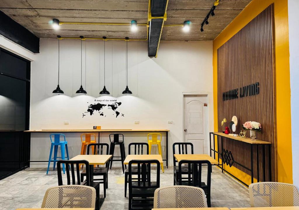 Ratchadaphisek Hostel | Bhome Living at MRT Sutthisan