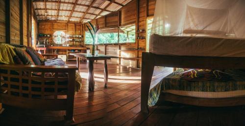 Little Corn Island House | Big Wooden House ENSUEÑOS Natural Reserve