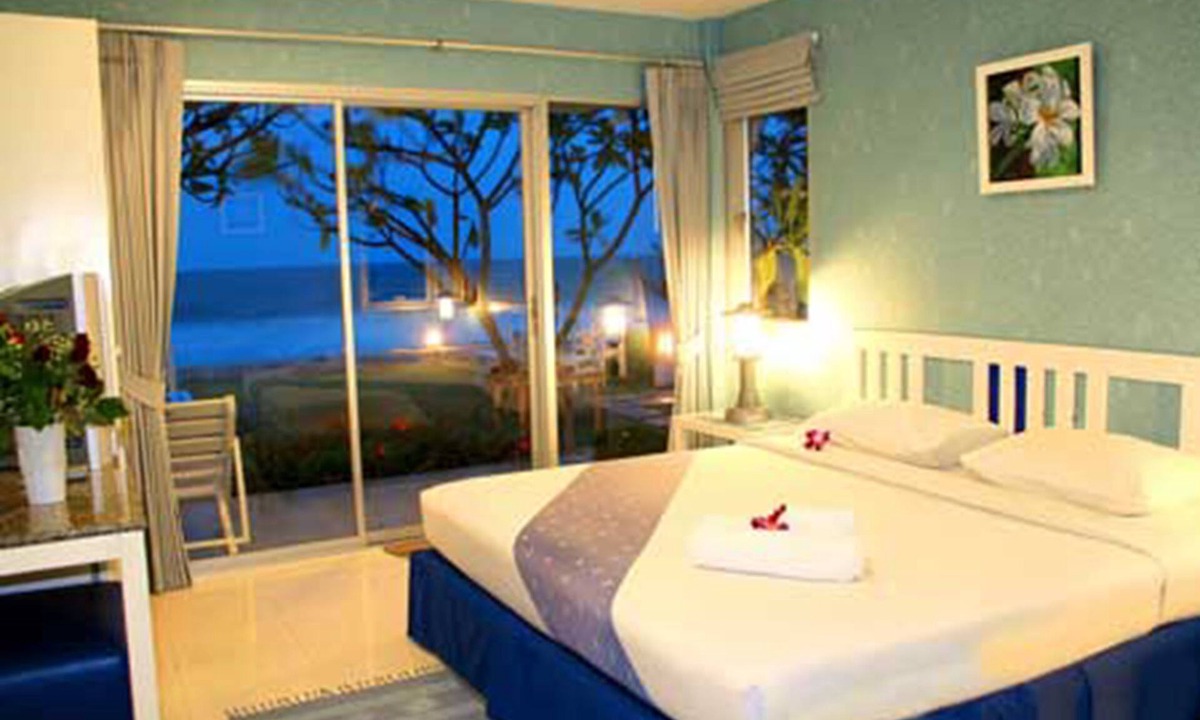 Hat Chao Samran Hotel | Blue Sky Resort