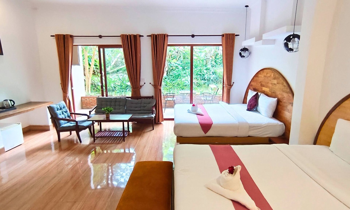 Kampot Cabin | Boreirom Hill & Lodge By JK6
