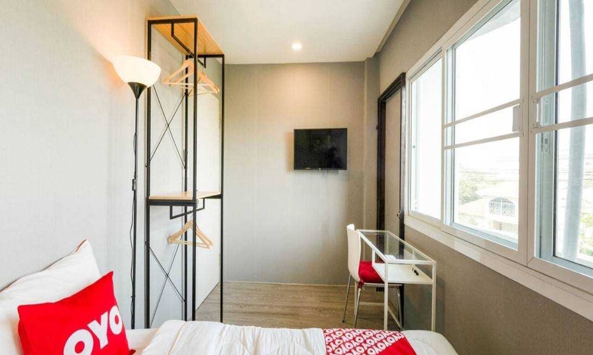Bang Chak Hotel | Bossa House Hostel & Cafe