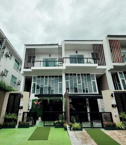 Huay Kaew Villa | Boxsoon Nimman 4 # 3beds 4baths