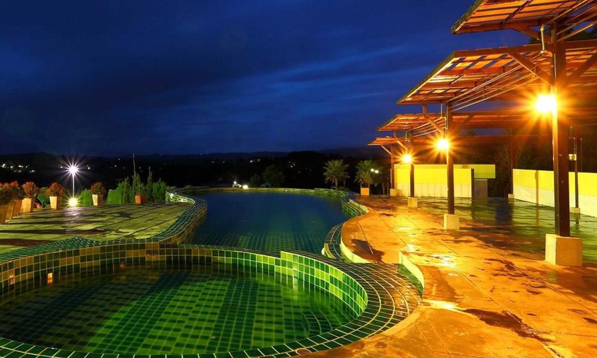Khaem Son Hotel | Breezehill Khao Kho Hotel