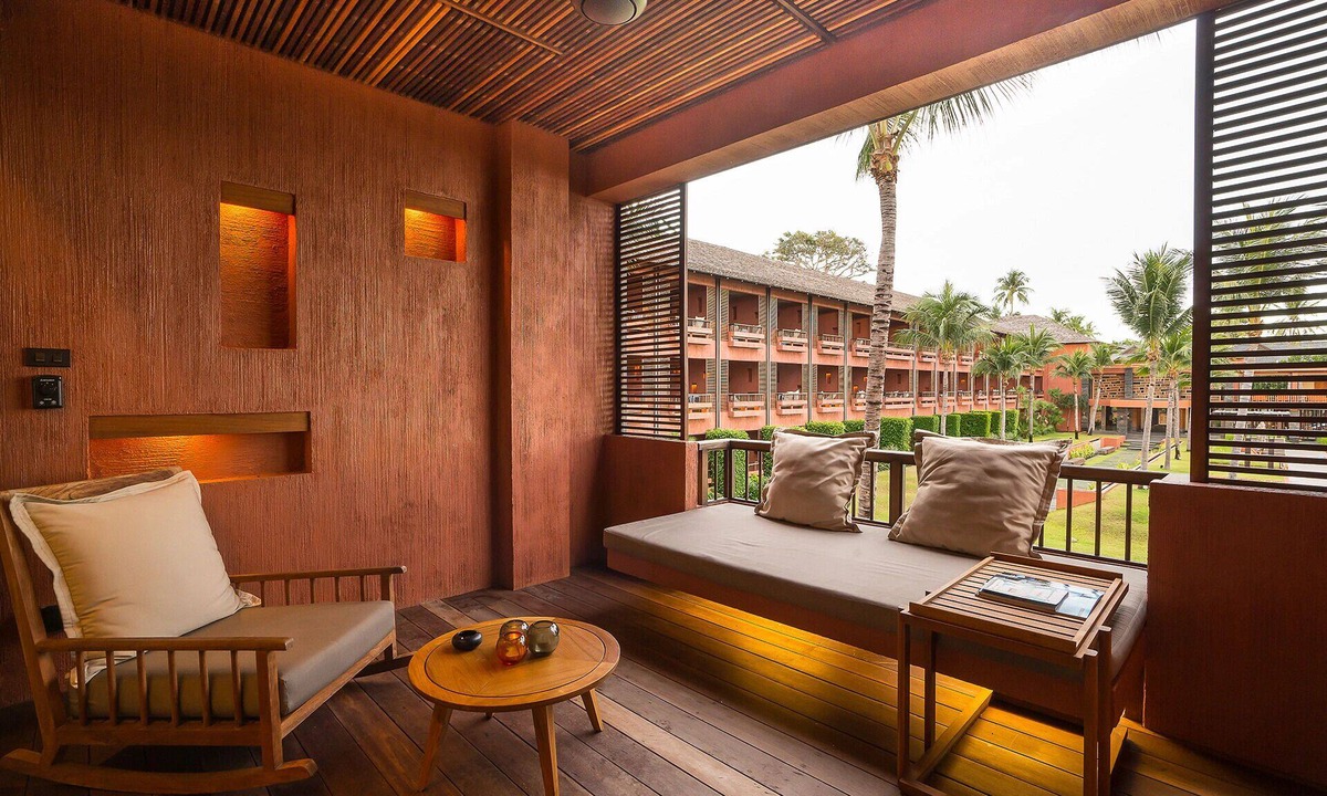 Bophut Hotel | Bright Ocean View Stay near Bophut Beach & Fisherman’s Village