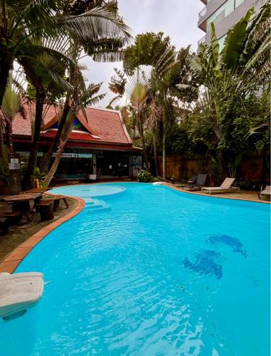 Nai Harn Apartment | Bright Sun Apartment with Pools
