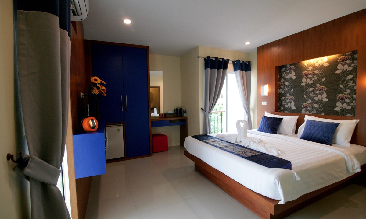 Nanai Road Hotel | Calypso Patong Hotel