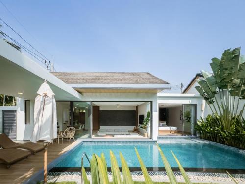 Sa Khu Villa | Calypso Villa Phuket - Naiyang Beach