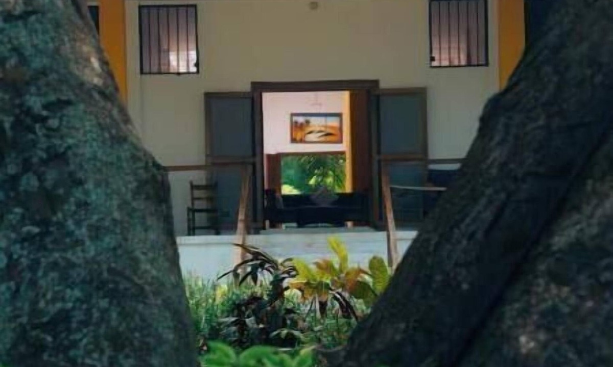 Aserradores House | Casa Corselli [Beachfront Home - great surf break]