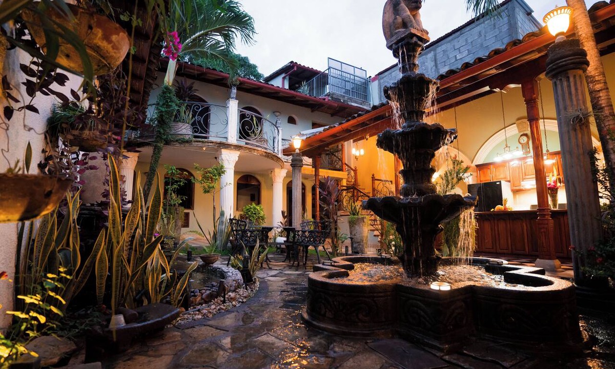 Granada House | CASA DON CARLOS STUNNING SPANISH COLONIAL HOME – GRANADA, NICARAGUA