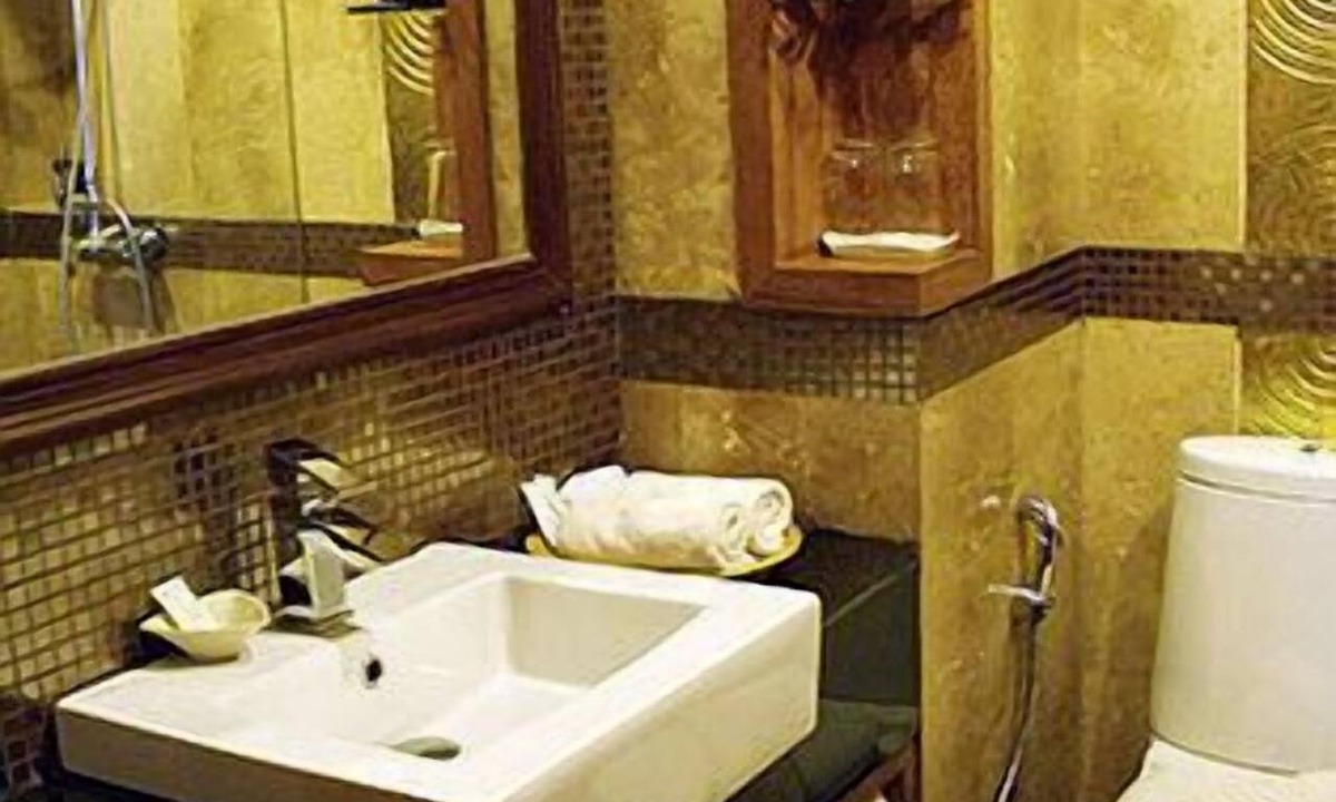 Pattaya Bay Hotel | Chada Thai House