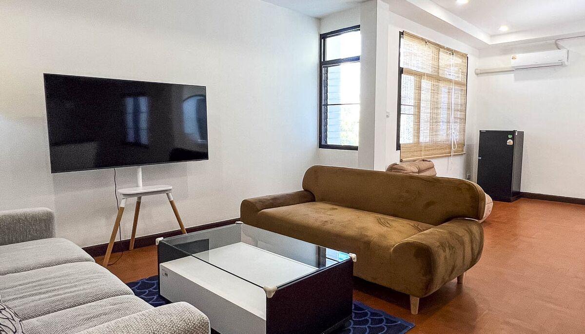 Wat Ket House | Charming Home in Local Area near River - 10 min to Old City