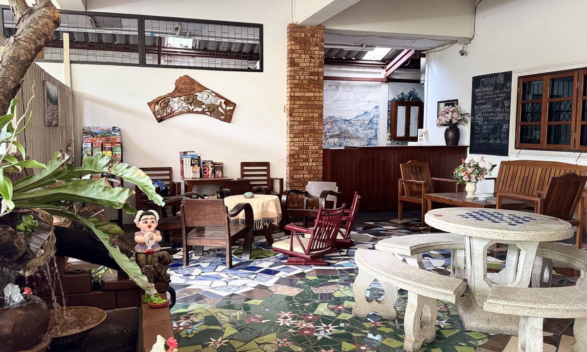 Sri Phum Hotel | Collection O Banwiang Guesthouse
