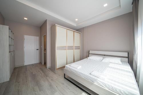 Huai Yai House | cozy one-bed Room suit in Venice Villa