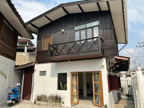 Old City Villa | Cozy villa in Chiangmai old town