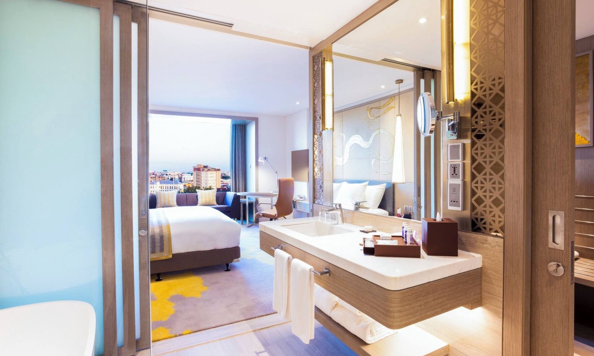 Vientiane Hotel | Crowne Plaza Vientiane by IHG