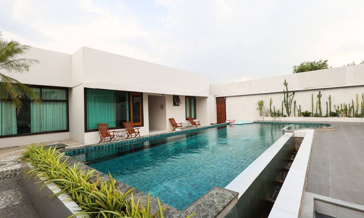 San Sai House | Da Xiang Villa - Private Pool Villa 5 minutes to Central Festival Chiang Mai