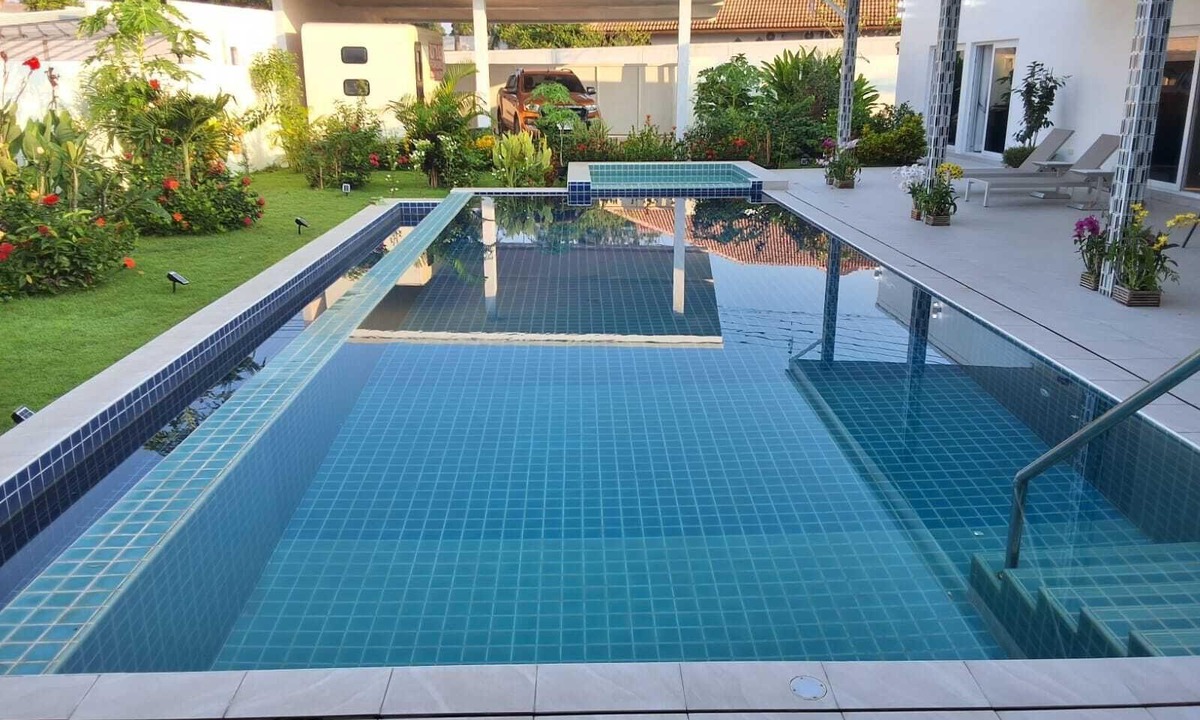 Nong Prue House | Detached exclusive pool villa, secluded, bars and restaurants. 5 min. by car
