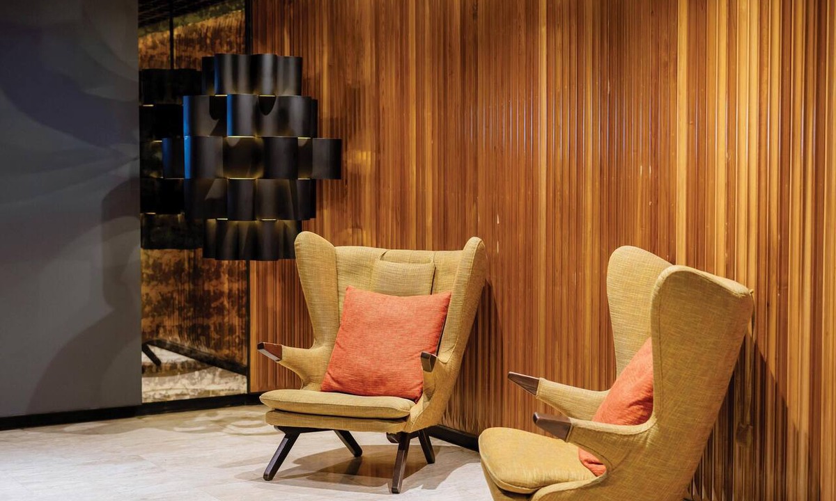 Khlong Tan Hotel | DoubleTree by Hilton Sukhumvit Bangkok