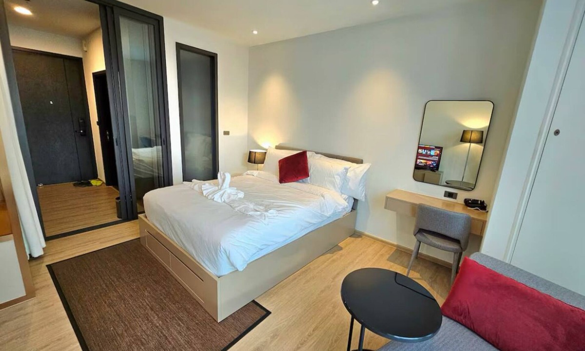 Pattaya Bay Apartment | Edge Condo Best Location - Sea, Beach & Walking St