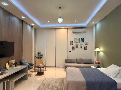 Ban Lo Long House | Ellie House Phuket Old Town