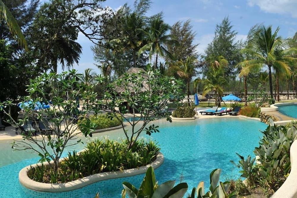 Khao Lak Resort | Family Deluxe Resort Stay AR#8