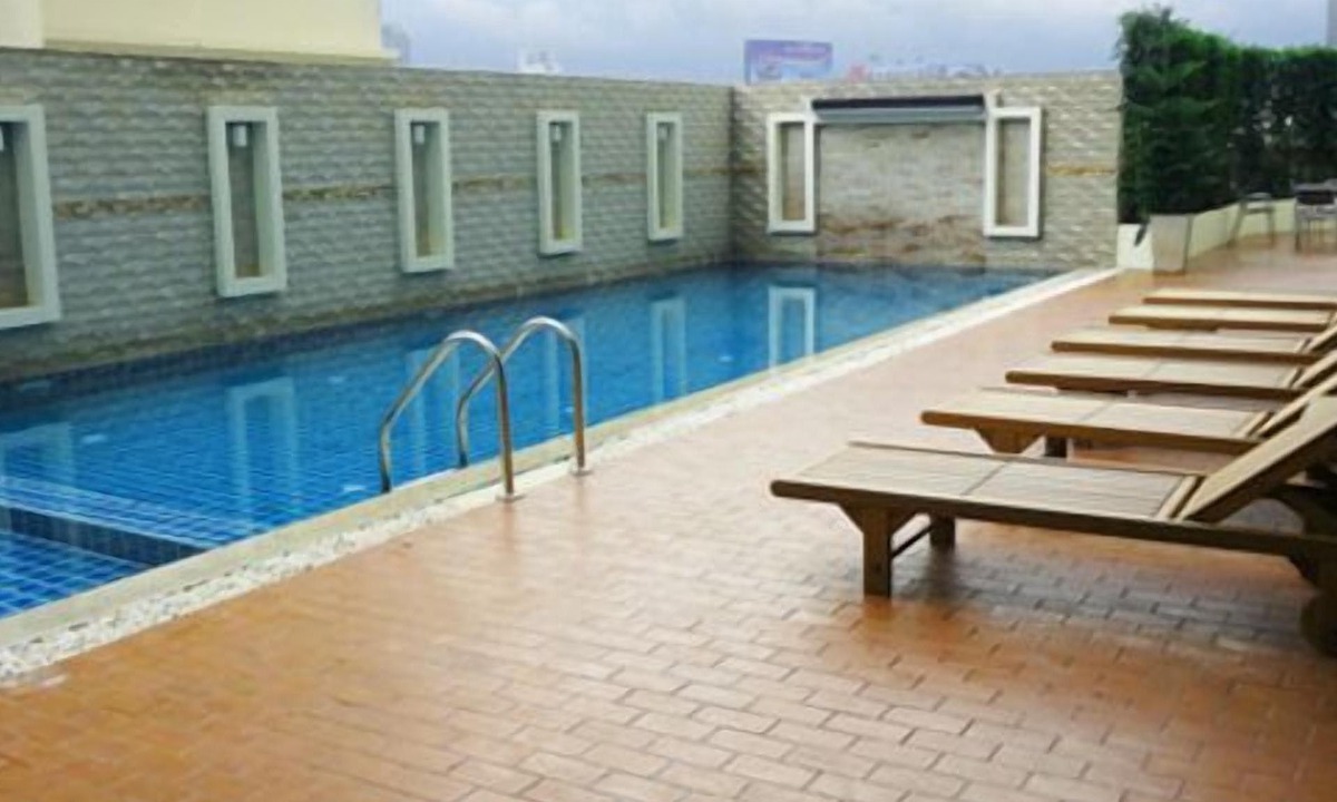 Ratchathewi Apartment | Free weekly cleaning 2BR near BTS