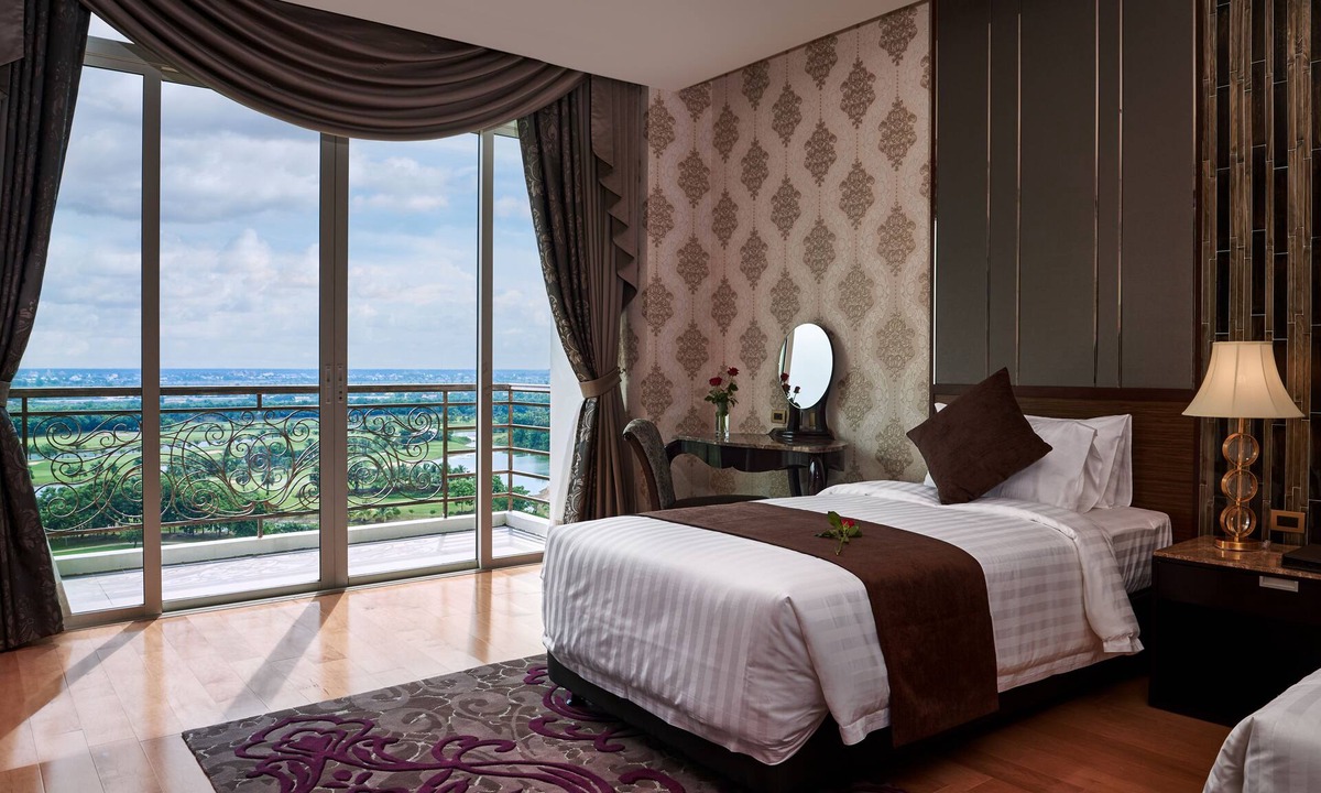 Mukh Kampul Hotel | Garden City Hotel