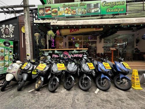 Patong Hotel | Gorgeous Boutique Room