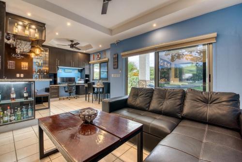 Playa Colorado Apartment | Hacienda Iguana Luxury Apartment with Pool & Golf