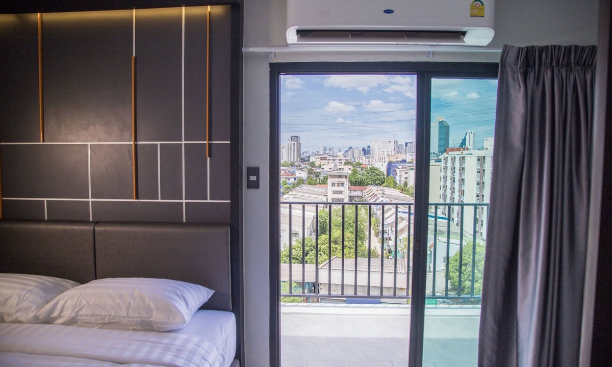 Ratchadaphisek Hotel | Hallton Hotel Bangkok
