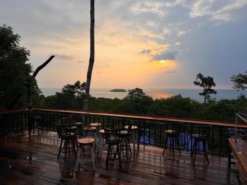 Koh Rong Hostel | Hillside Hostel & Bungalows