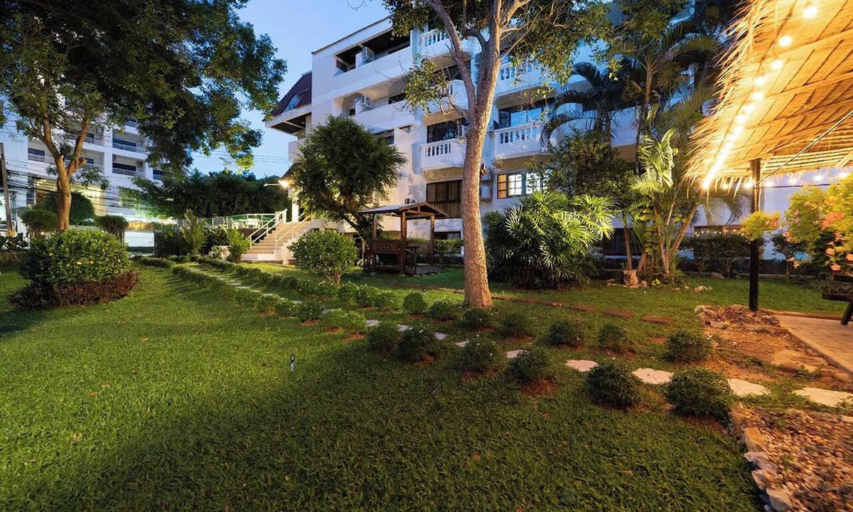 Pratumnak Hill Hotel | Hillside Resort Pattaya